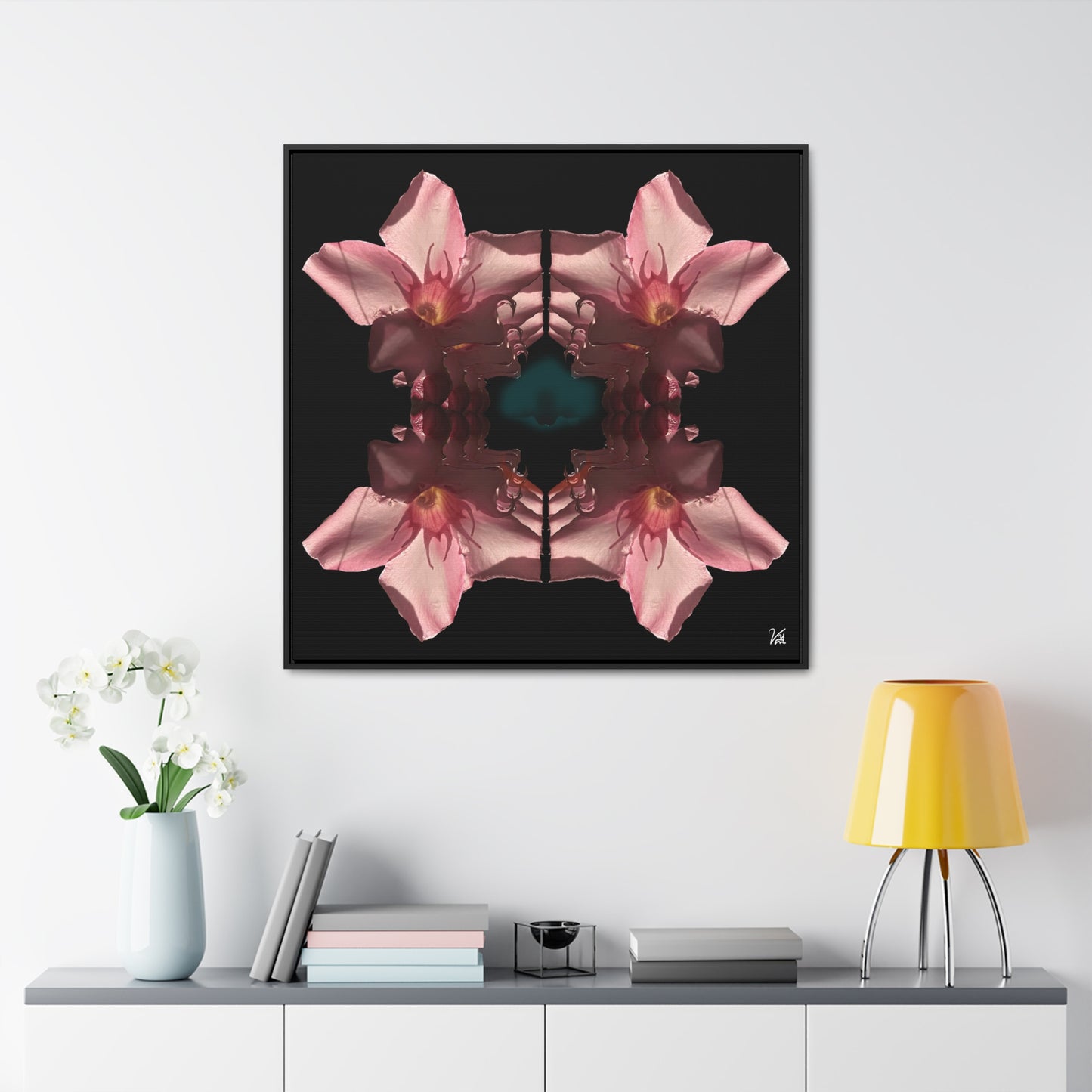 Portal in Black